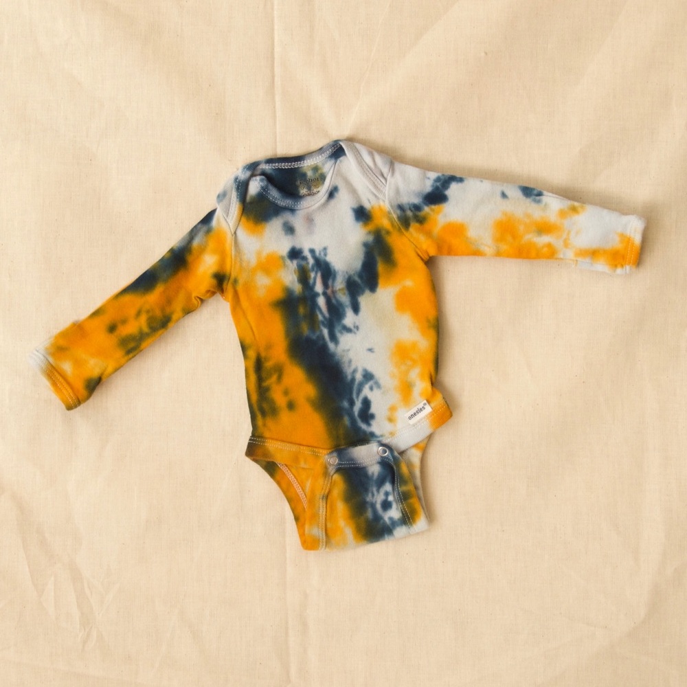 tie dye onesie [newborn]